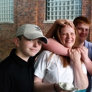 Meet your Posher, Kendra